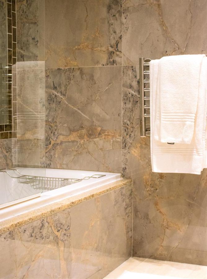 Luxury Apartment, Near V&A Waterfront And Cpt Stadium Cape Town Ngoại thất bức ảnh